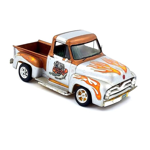 Monogram  1955 Ford F-100 Pick Up 1:24 Model Kit-Assembled Model 2242-0100 READ - Picture 3 of 12